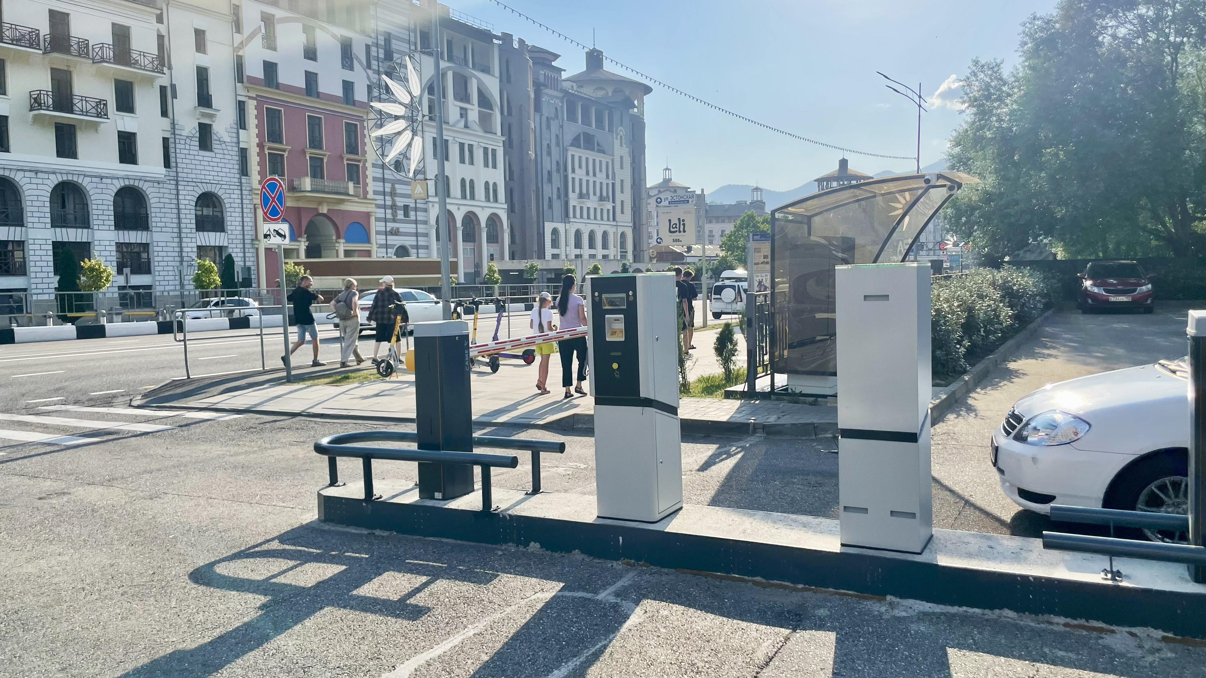 Апарт-отель "SNEGA"